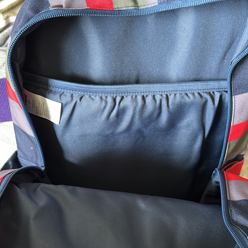 Levi’s Backpack NEW - Picture 4 of 5